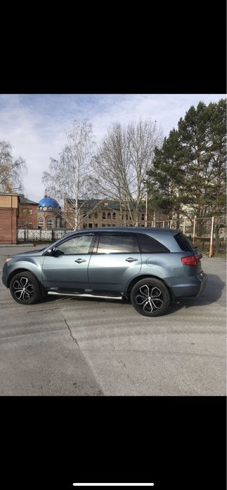 Продам машину Акура