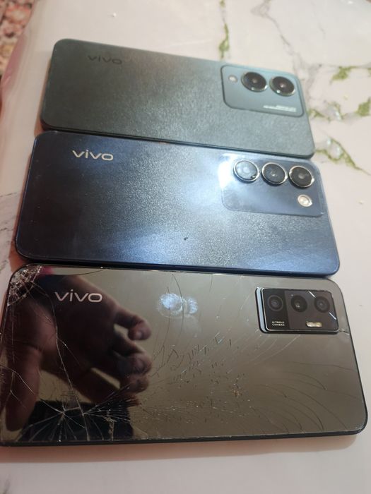 3 телефон 50 000 теңге