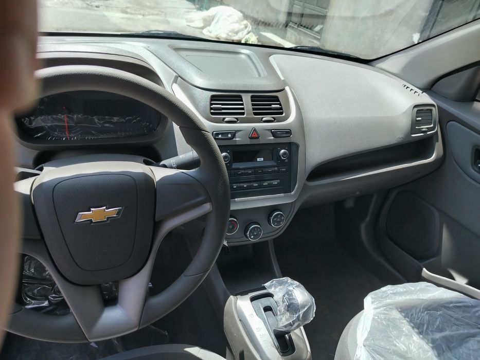 Chevrolet cobolt 4 full