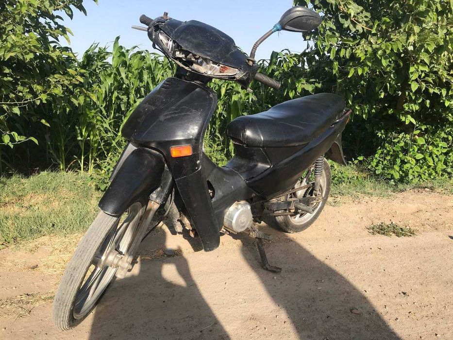 Скутер бензиновый, 72 куб., коробка автомат.