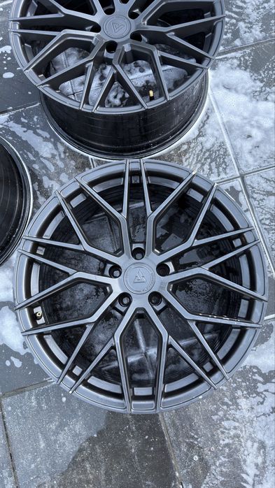 vennom wheels - Piese auto de vânzare | OLX.ro