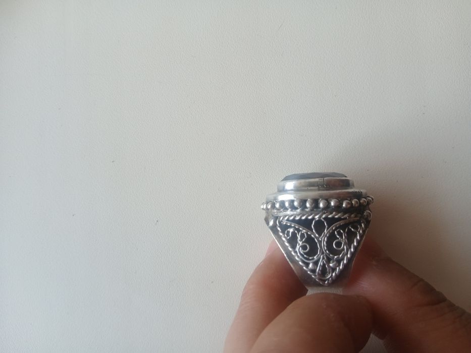 продам перстень размер 21.