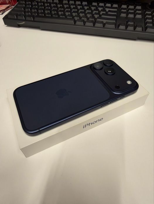 Iphone 17 Pro Max 256 E-sim.