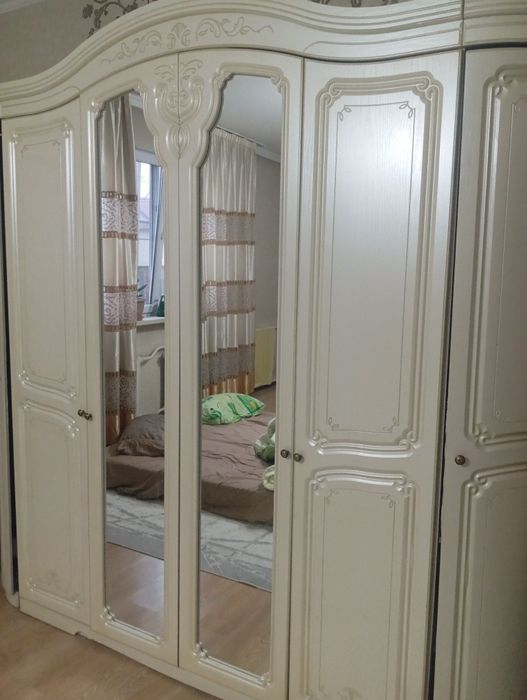 Спальня б.у продам 100000тг