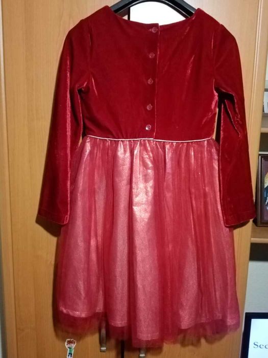 Красиви детски рокли, ръст 128 , 6-7 години