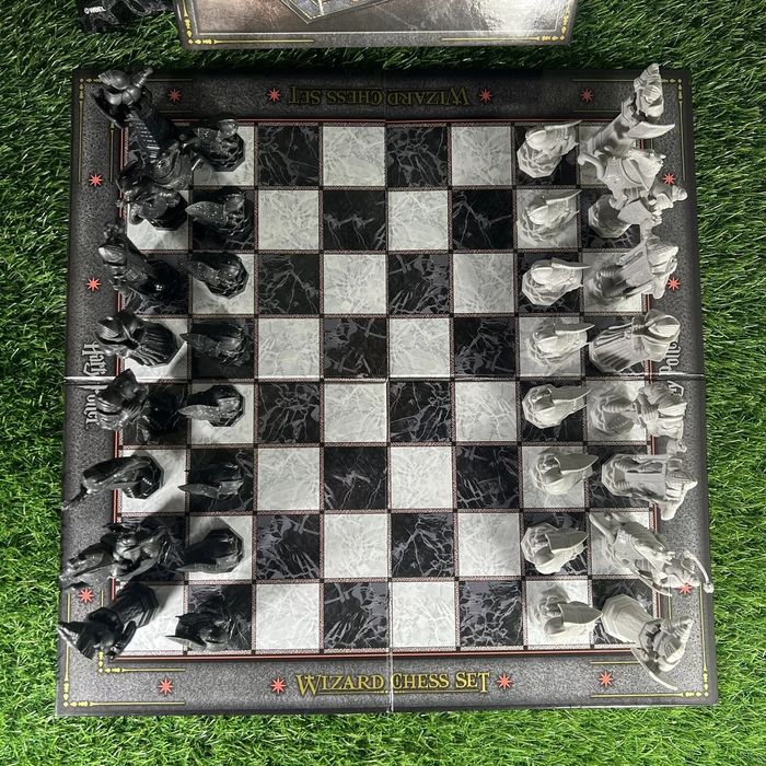 Шахмат Harry Potter набор «Гарри Поттер: Волшебные шахматы»