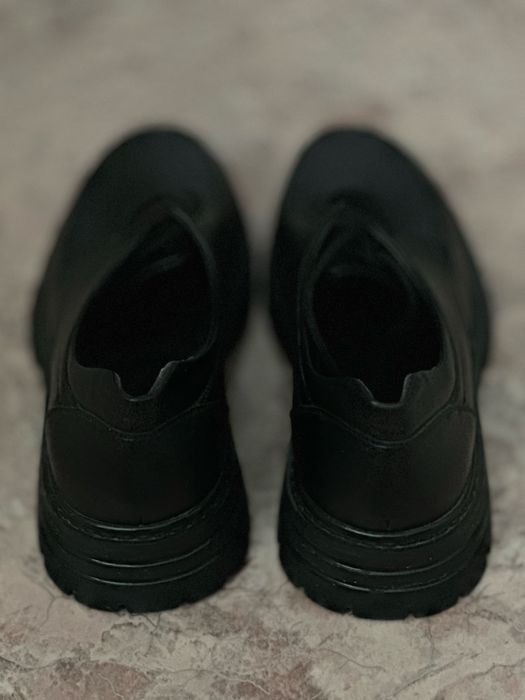 Мужская обувь чёрная