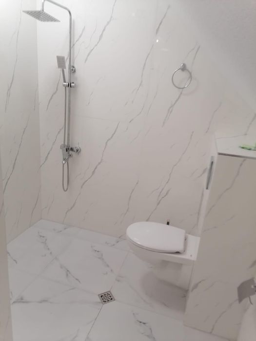 Дава се под наем Тристаен апартамент в Пловдив, Център - 100 кв.м за 1300 € - Снимка #9