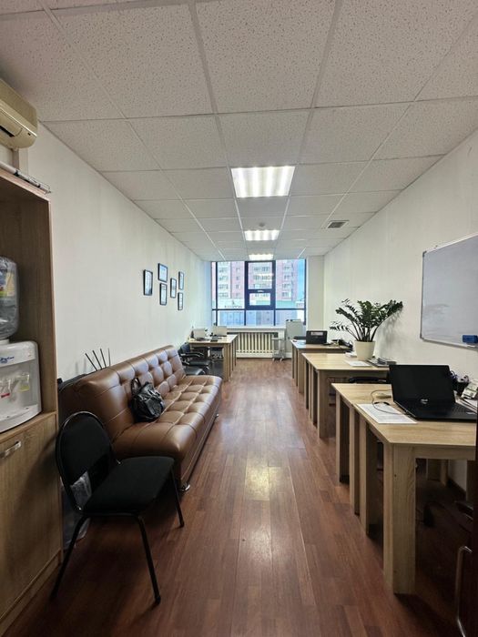 Сдается рабочее место в офисе