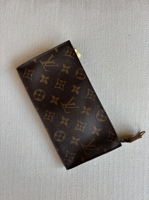 Geanta Louis Vuitton