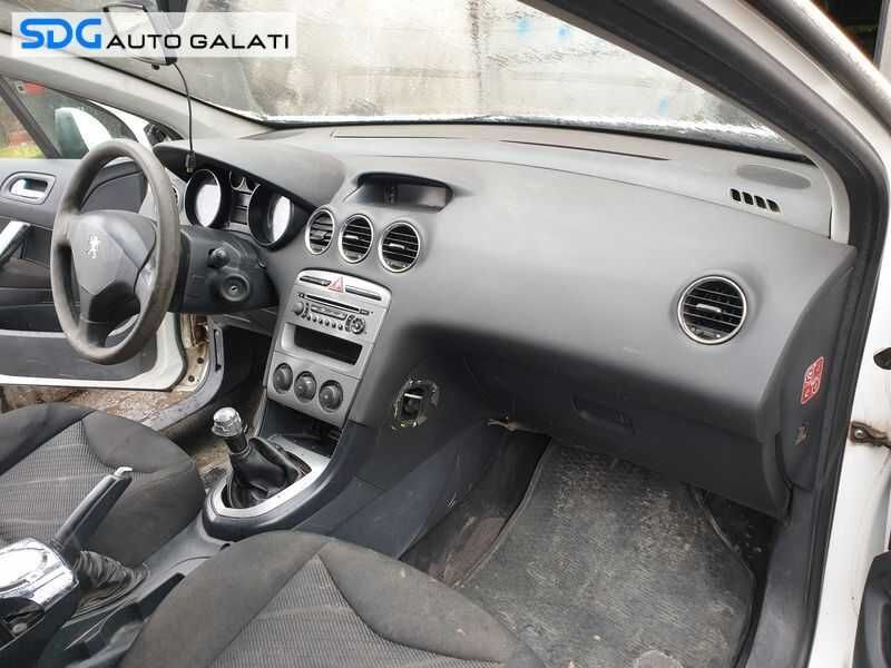 Plansa Bord Goala cu Airbag Pasager Peugeot 308 2007 - 2013 [Depozit Hala Tabla]