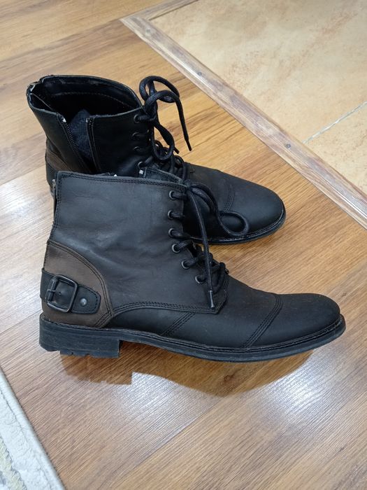 Мужские пол ботинки