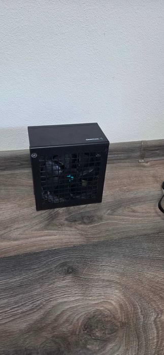 Sursa DeepCooL PQ750M