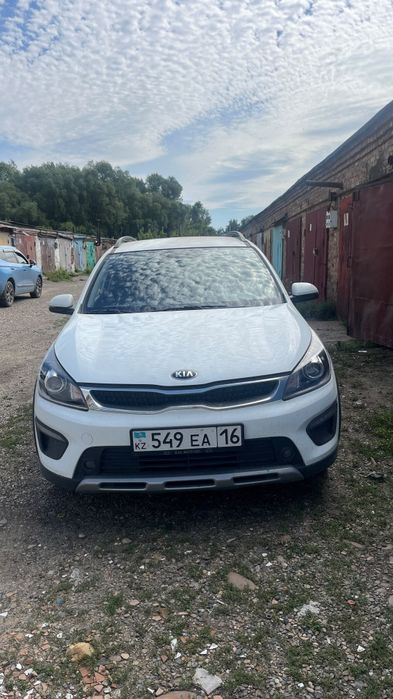 Продам автомобиль  KIA Rio X-Linе