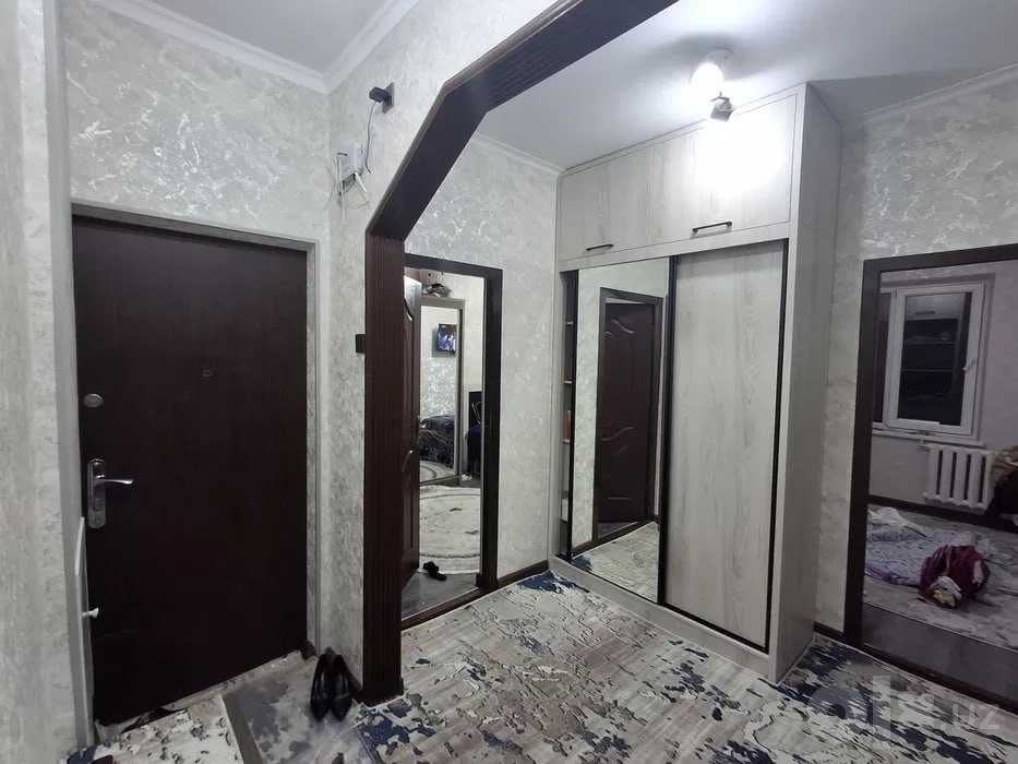 Qora qamish 4 xona sotiladi evroremont 80% mebel jixoz qoladi