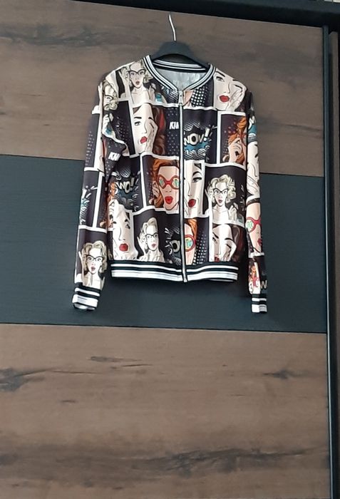 Дамско якe, размер S