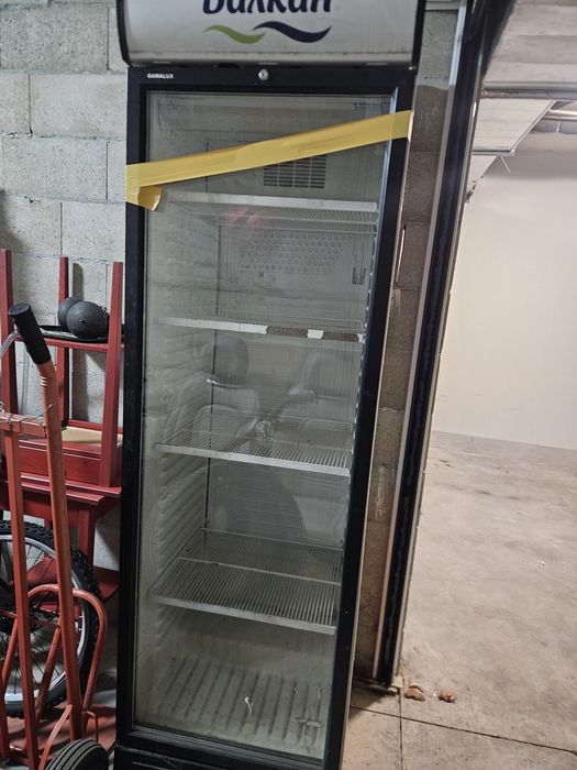 Хладилна Витрина