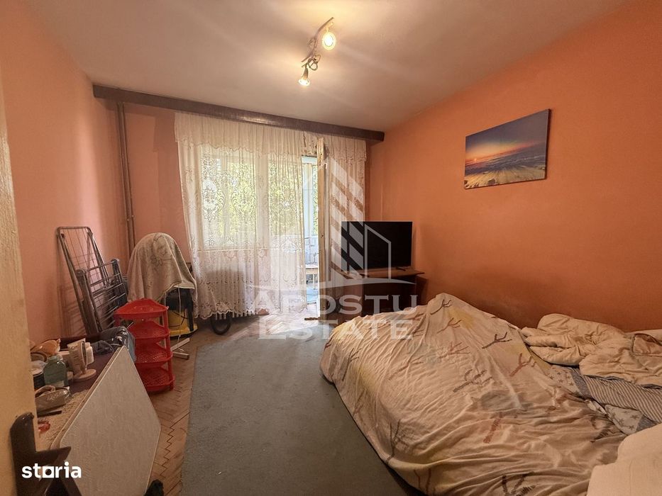 Apartament cu 2 camere de vanzare, zona Circumvalațiunii Timisoara