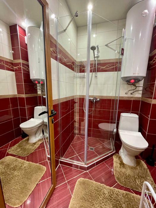 Дава се под наем Тристаен апартамент в Варна, Център - 87 кв.м за 714 € - Снимка #7