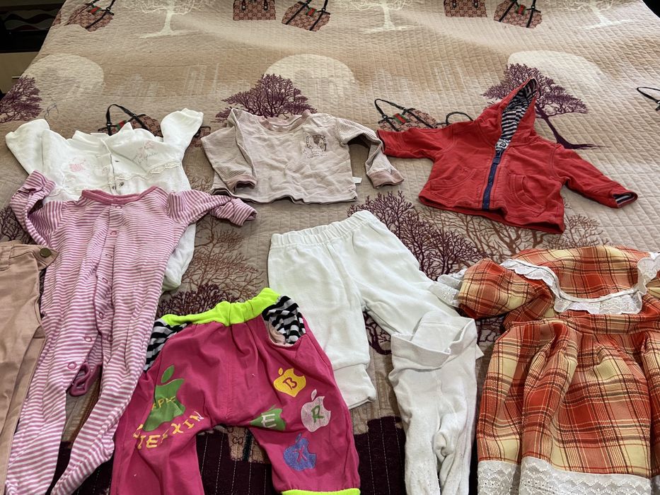 Продам детские вещи