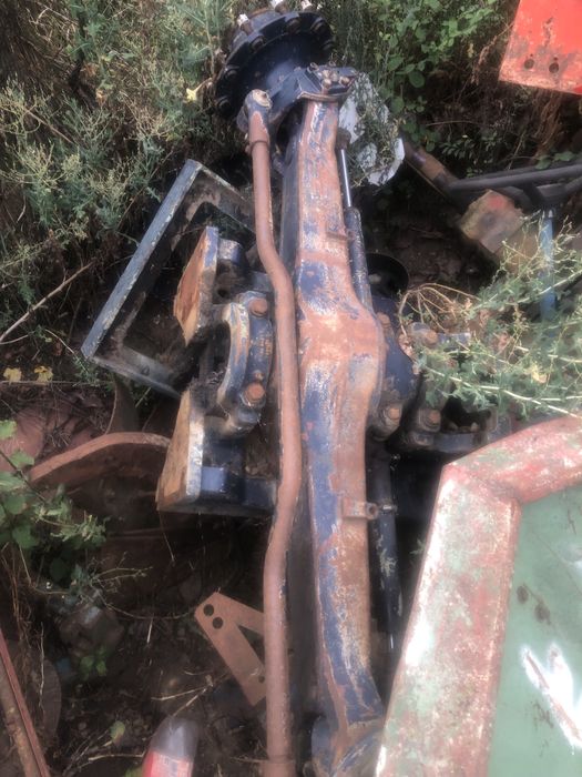 Punte piesa pentru tractor deutz