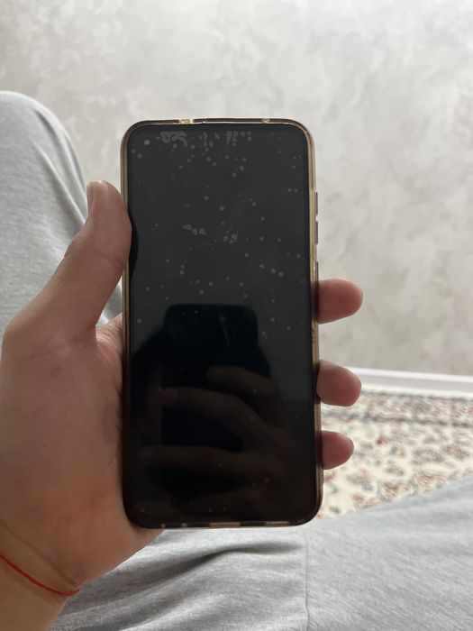 Samsung A11 продаю