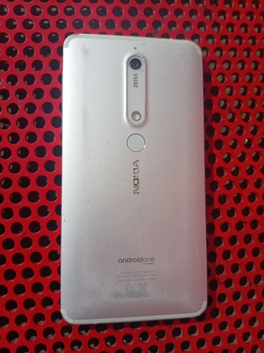 Telefoane pentru piese