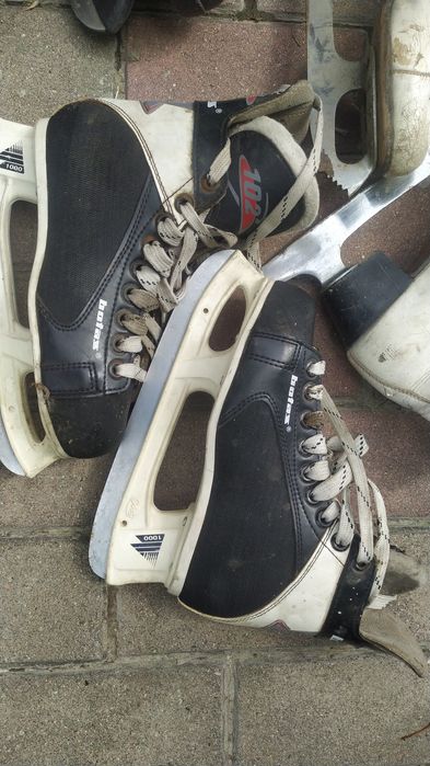 Коньки фигурные ,хоккейные