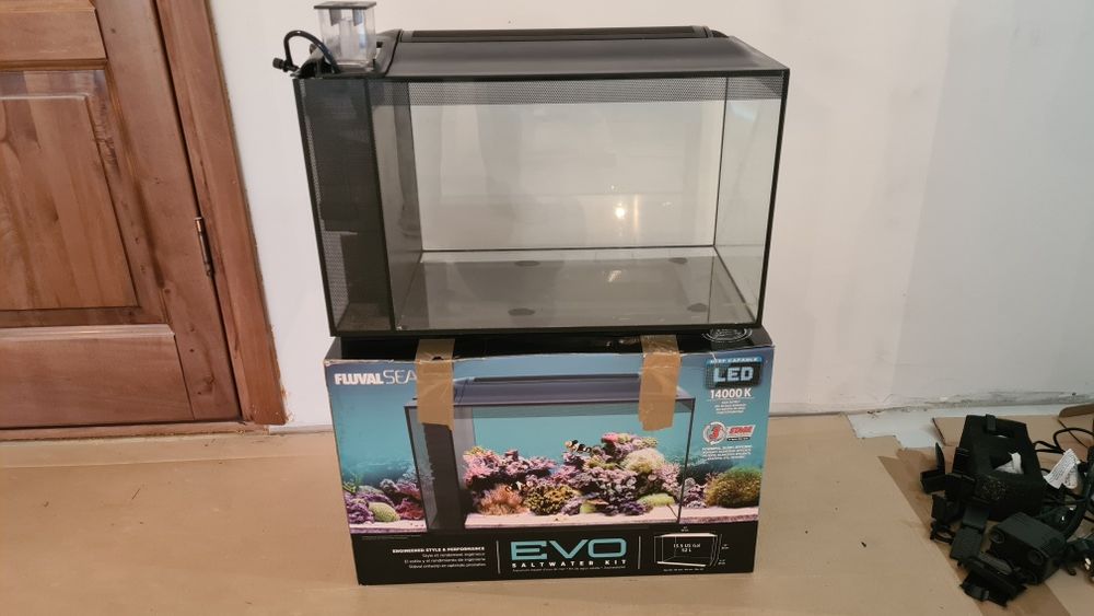 Acvariu marin Fluval Sea Evo 52L