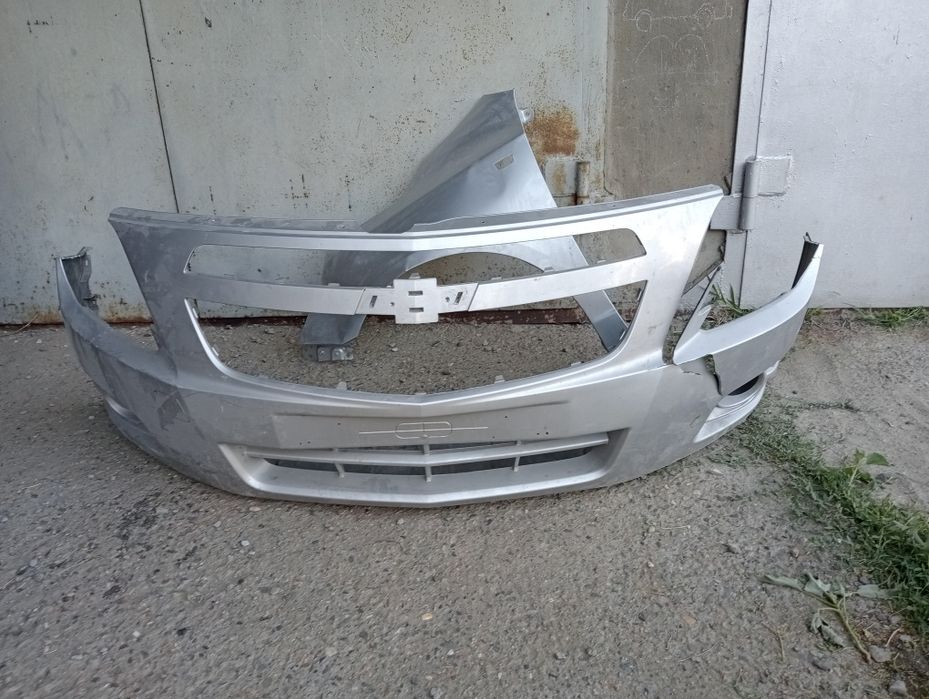 Шевролет кобальт Бампер и крыло