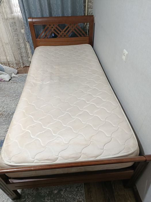 Кровать из чинара