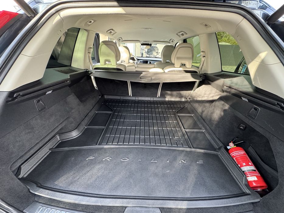 Volvo XC90 2.0D AWD Momentum 2019
