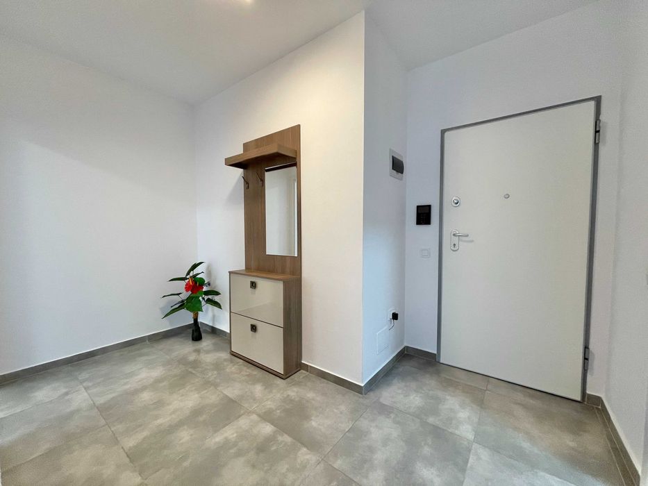 Cazare regim hotelier Apartament cu 2 camere langa Coresi Mall