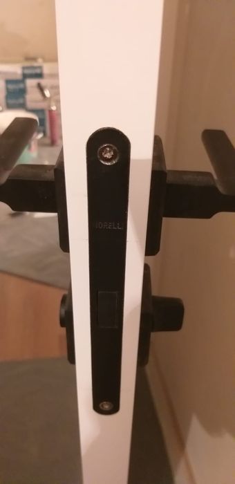 Установка дверей