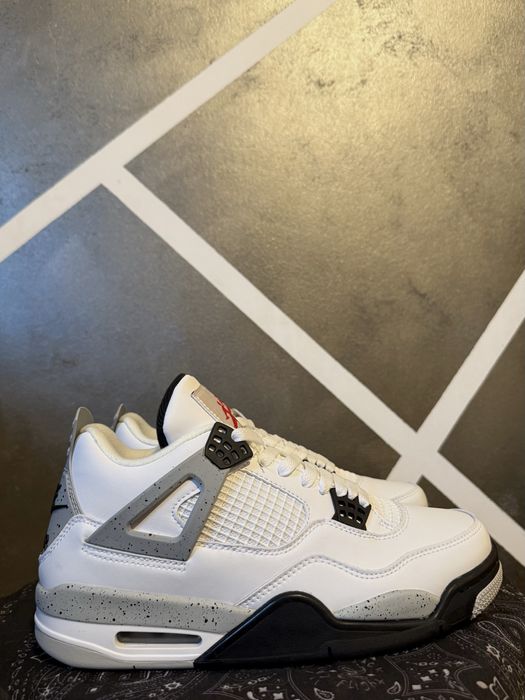 Air Jordan 4 Retro White Cement