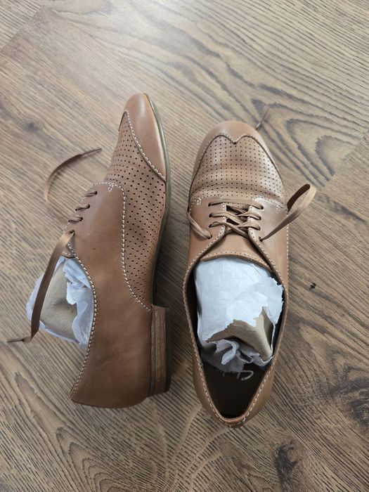 Clarks Оригинални дамски обувки от естествена кожа 38 номер