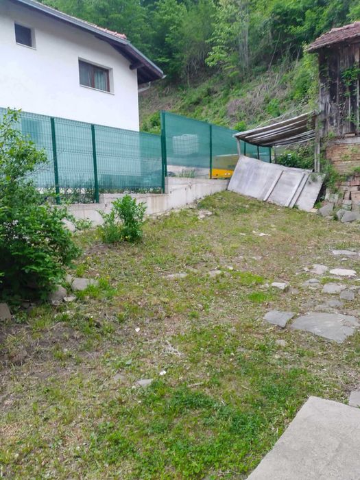 Продава се Къща в Велико Търново, Акация - 568 кв.м за 81 €/кв.м - Снимка #6