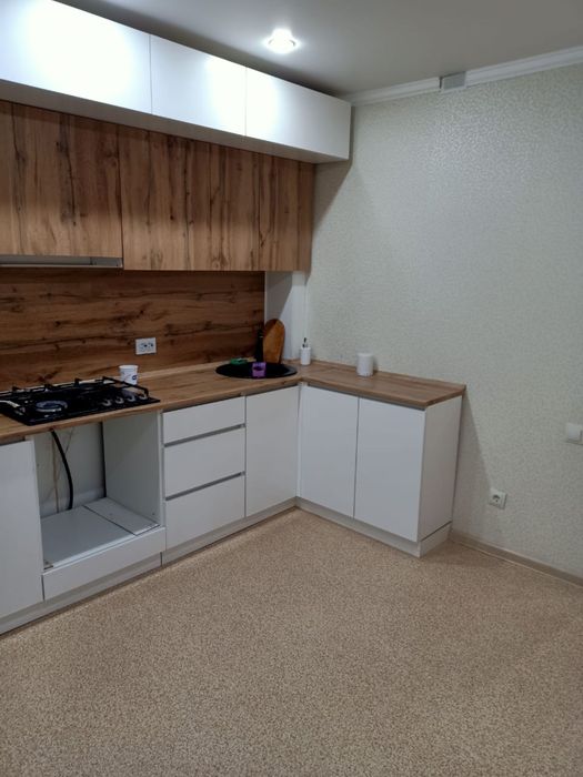 Продам 2 ком. квартиру есть торг