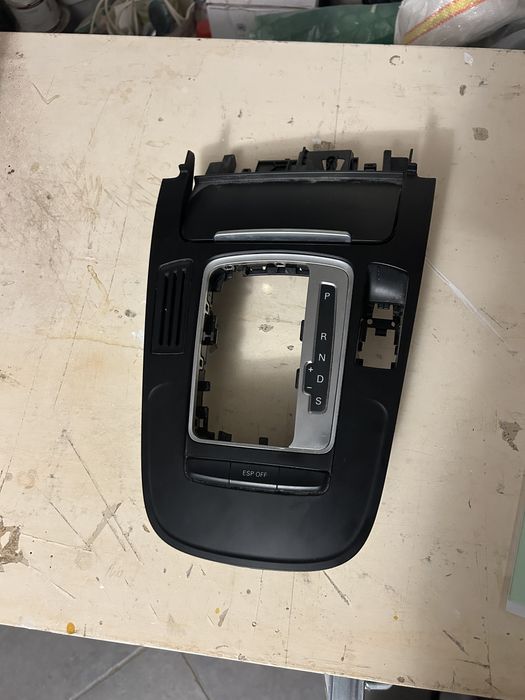 Consolă centrala Audi