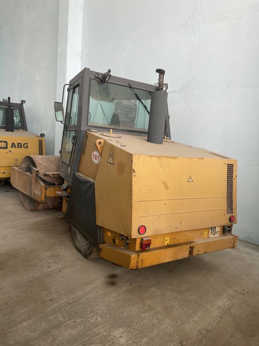 2 Cilindrii Asfalt si terasamaente ABG puma an:1995