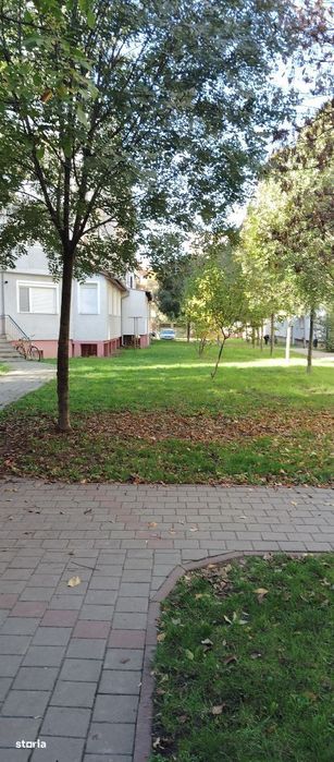 ap. 3 cam MVI str. Gladiolei 6 et 4 , 2 bai , 820 Eu/ mp