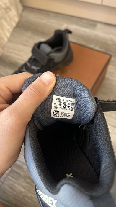 Адидас кроссовки Terrex