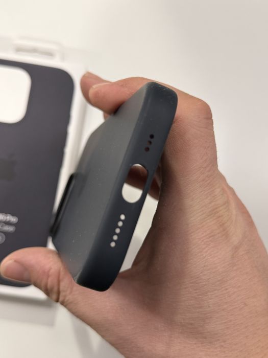 Оригинален калъф и протектор за iphone 16 pro