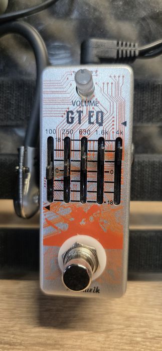 Efecte chitara cu suport