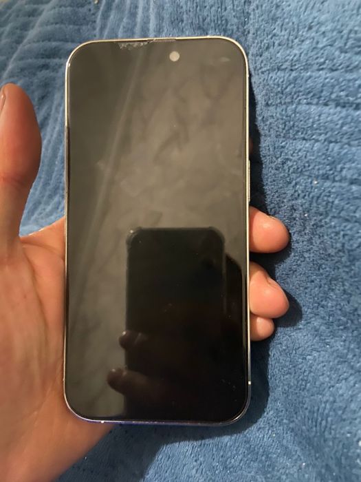 Айфон 14 про с гранатией