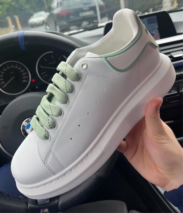 Alexander McQueen, oferta!