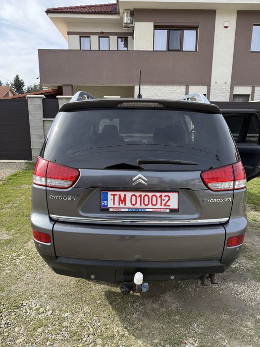 Citroen C-Crosser