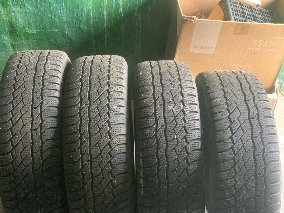 Продам шины зимние