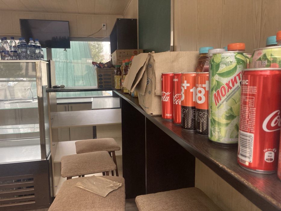 Продается готовый бизнес: Уютная кафе-будка "Lavazza" с оборудованием!