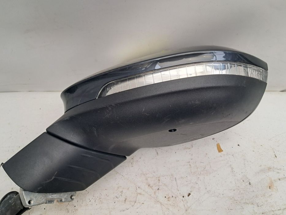 Огледало Vw Golf 8